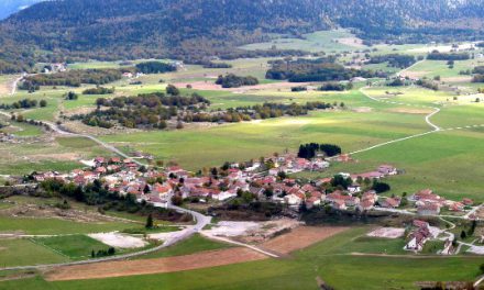 Balade Urbaine avec le CAUE à Vassieux en Vercors