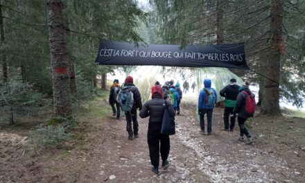 Zone à étendre : fragments d’une balade théâtrale à Vassieux en Vercors