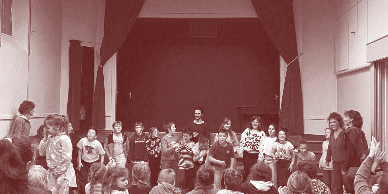 “Commencer à danser, Continuer à danser” avec la Cie L’Involontaire et l’école primaire de St Martin en Vercors