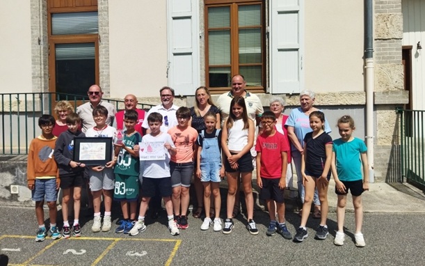 1er prix national du concours de dessin « Don du sang » pour l’école d’Oriol