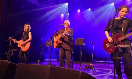 Crossroads #135 – AUTOUR DE BEVERLY JO SCOTT