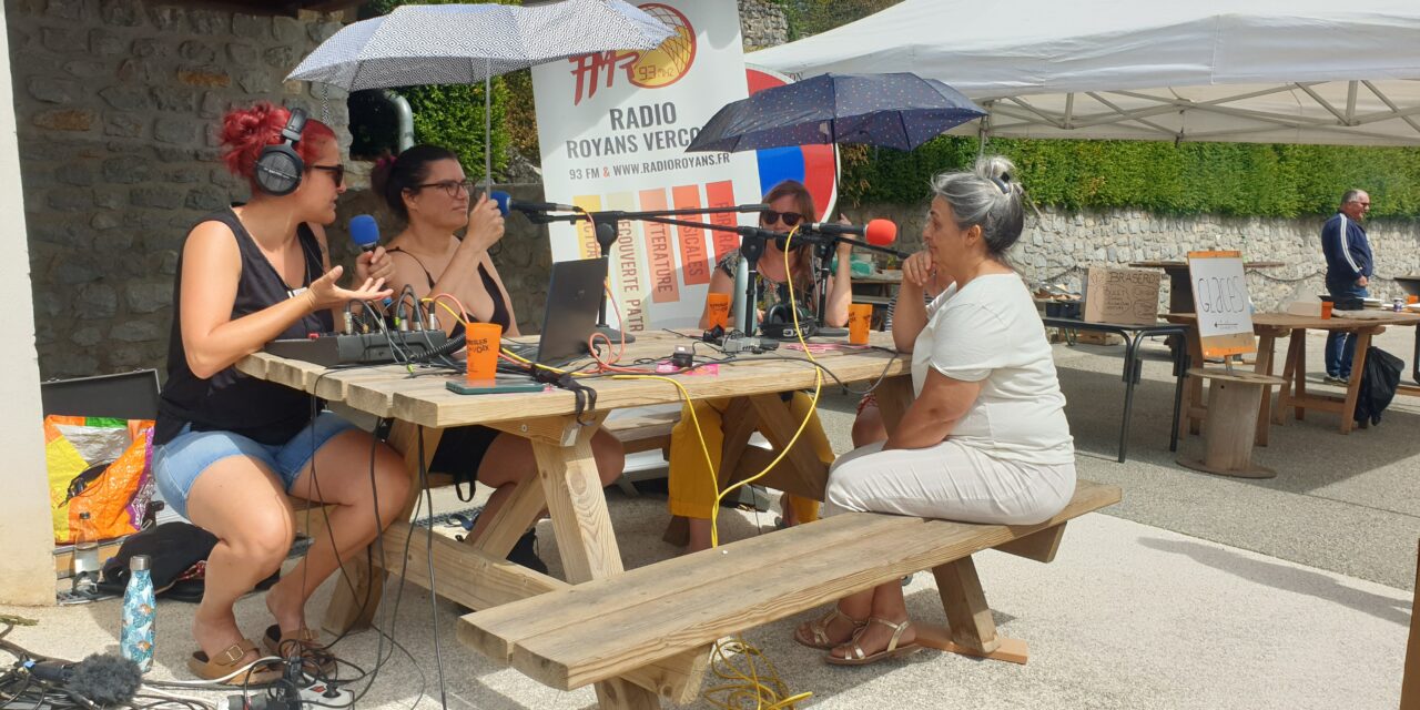 Les artistes s&rsquo;expriment au festival Presles en voix